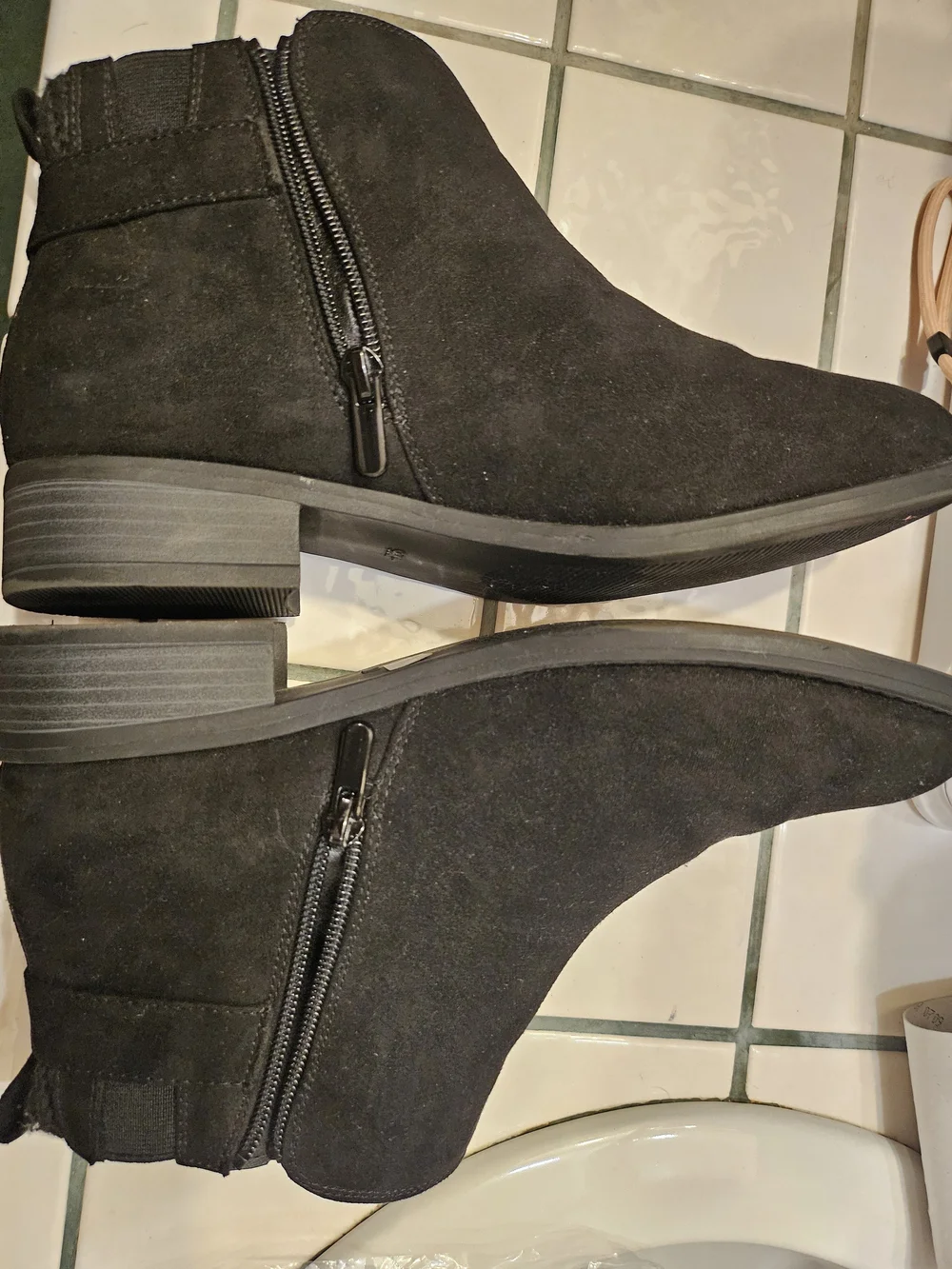 Torrid Black Suede Knit-Cuff Ankle Boots 9.5 WW – Inside Zipper